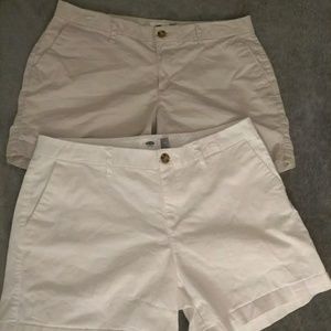 Women Old Navy shorts size 10 lot of 2